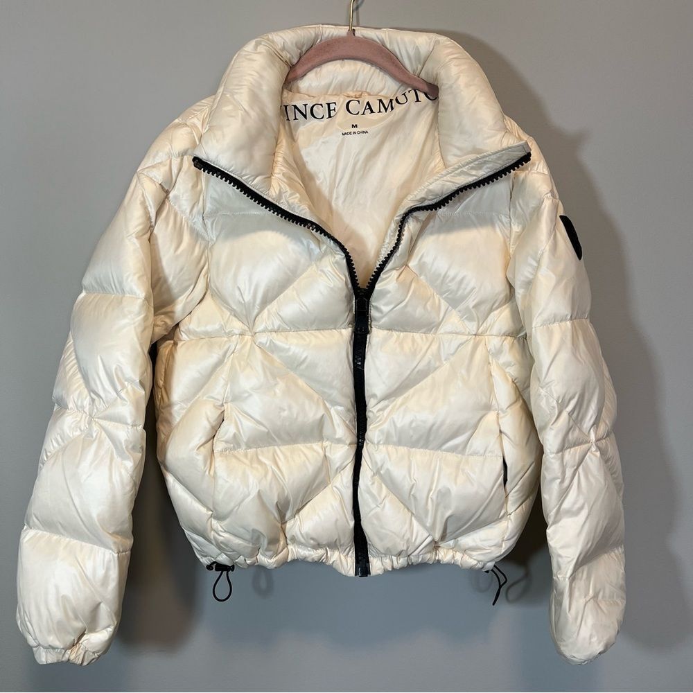Vince Camuto Women’s Cream Puffer Coat Medium